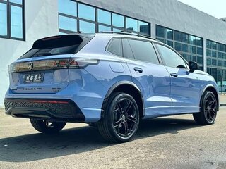 2026 Volkswagen Tiguan III (NA Market), синий, 4290000 рублей, вид 4