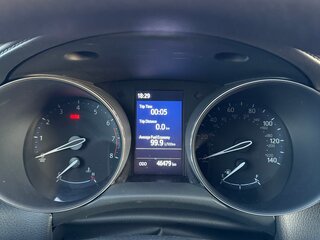 2021 Toyota C-HR I Рестайлинг, белый, 2550000 рублей, вид 2