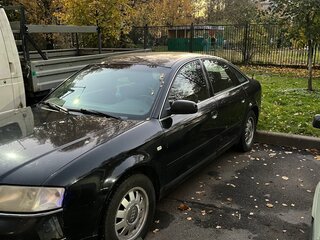 1998 Audi A6 II (C5), чёрный, 400000 рублей, вид 2