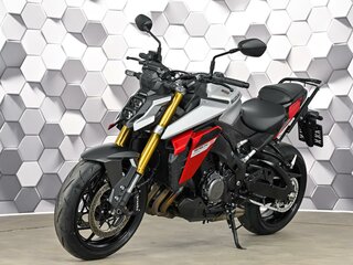 2025 Suzuki GSX-S 1000, серебристый, 1299000 рублей, вид 2