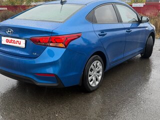 2017 Hyundai Solaris II, синий, 1300000 рублей, вид 5