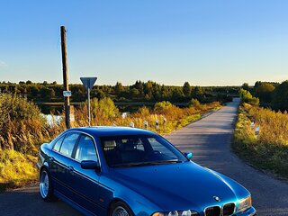 2000 BMW 5 серии 525i IV (E39) Рестайлинг, синий, 2050000 рублей, вид 1