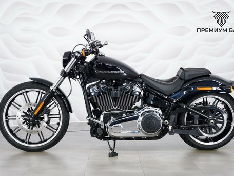 2017 Harley-Davidson Breakout, чёрный, 1599000 рублей, вид 2