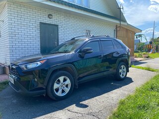 2018 Toyota RAV4 V (XA50), чёрный, 3385000 рублей, вид 2