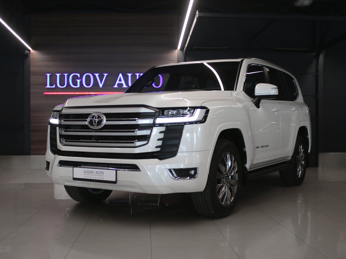 Открыть фотографии: Toyota Land Cruiser 300 Series