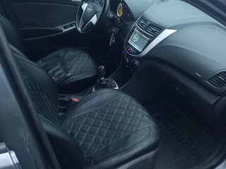 2012 Hyundai Solaris I, серый, 600000 рублей, вид 5