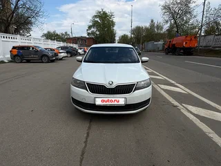 2018 Skoda Rapid I Рестайлинг, белый, 660000 рублей, вид 1