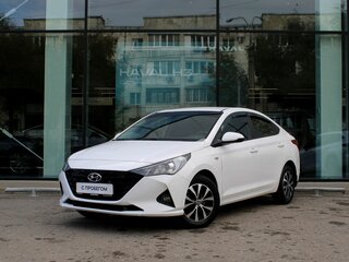 2021 Hyundai Solaris II Рестайлинг, белый, 1695000 рублей, вид 1
