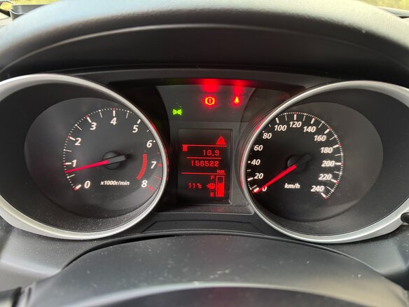 2011 Mitsubishi ASX I, серебристый, 950000 рублей - вид 7