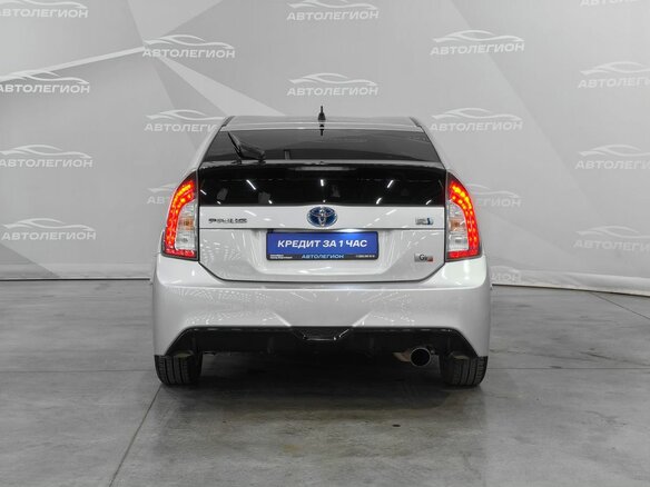 2015 Toyota Prius III Рестайлинг (XW30), серый, 1399000 рублей - вид 3