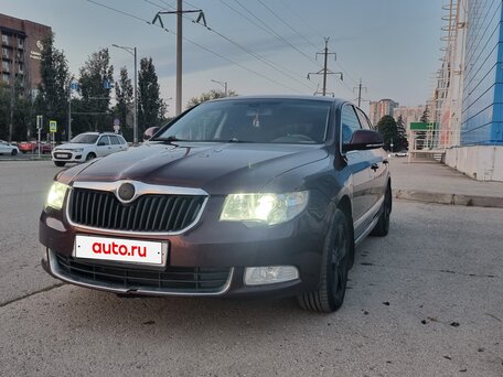 2009 Skoda Superb II, пурпурный, 750000 рублей, вид 1