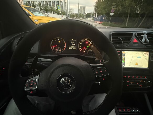 2009 Volkswagen Scirocco III, белый, 1120000 рублей - вид 8