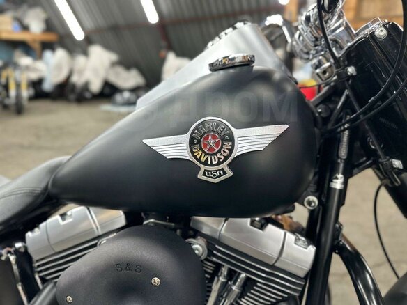 2010 Harley-Davidson Fat Boy, чёрный, 1190000 рублей - вид 10