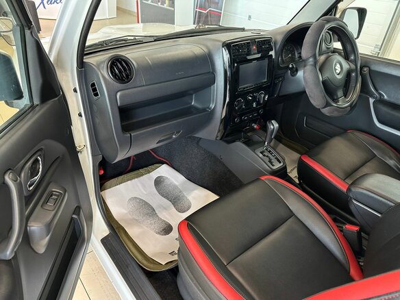 2013 Suzuki Jimny Kei car III Рестайлинг 2, белый, 1119000 рублей - вид 12