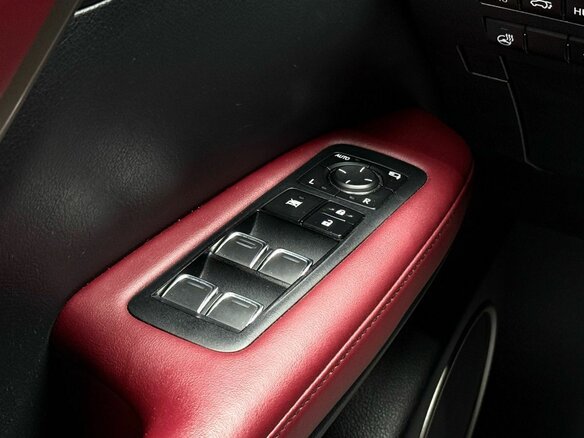 2016 Lexus RX 200t IV, белый, 3799000 рублей - вид 18