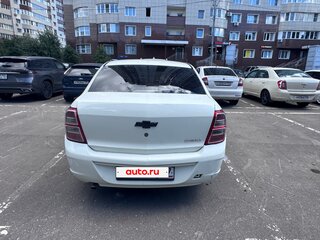 2013 Chevrolet Cobalt II, бежевый, 330000 рублей, вид 3