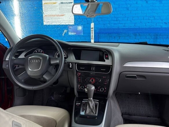 2010 Audi A4 IV (B8), красный, 850000 рублей - вид 9