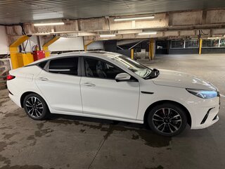 2023 JAC J7 I, белый, 910000 рублей, вид 3