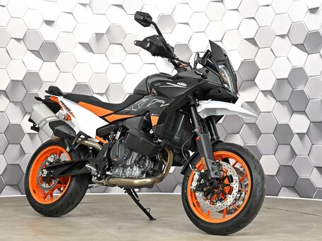2023 KTM 890 SMT, чёрный, 1177000 рублей, вид 1