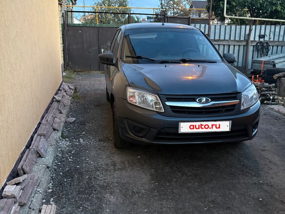 2015 Lada (ВАЗ) Granta I, серебристый, 290000 рублей - вид 4
