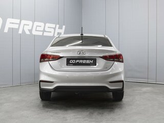 2017 Hyundai Solaris II, серебристый, 1116000 рублей, вид 4