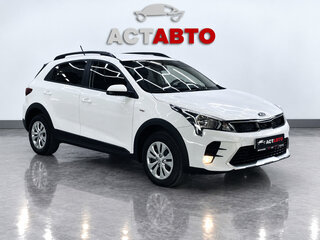 2020 Kia Rio X IV Рестайлинг, белый, 1490000 рублей, вид 3