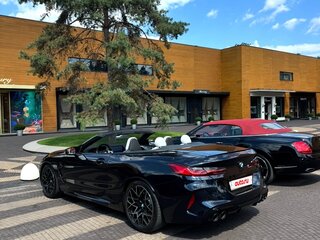 2020 BMW M8 Competition I (F91/F92/F93), синий, 13000000 рублей, вид 3