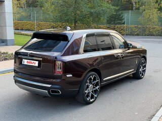 2019 Rolls-Royce Cullinan I (Series I), красный, 26500000 рублей, вид 5