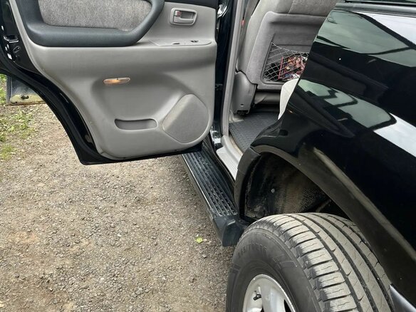 2006 Toyota Land Cruiser 100 Series Рестайлинг 2, чёрный, 1800000 рублей - вид 12
