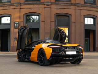 2023 McLaren Artura, оранжевый, 26000000 рублей, вид 1