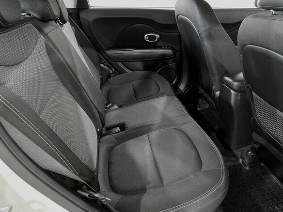 2018 Kia Soul II Рестайлинг, бежевый, 1440000 рублей - вид 11