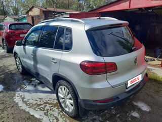 2016 Volkswagen Tiguan I Рестайлинг, серебристый, 1650000 рублей, вид 5
