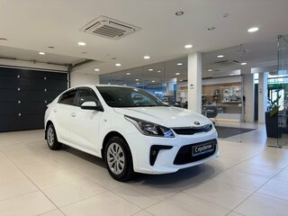2020 Kia Rio IV, белый, 1450000 рублей, вид 3