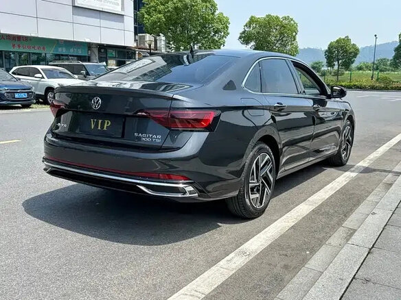 2023 Volkswagen Sagitar III Рестайлинг, чёрный - вид 3