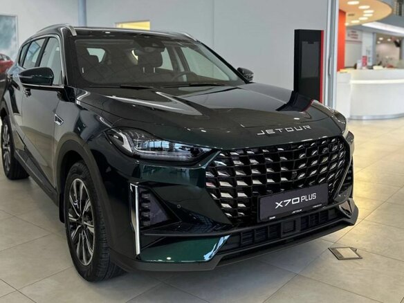 2026 Jetour X70+ I Рестайлинг, зелёный, 3399000 рублей