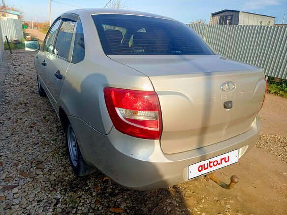 2013 Lada (ВАЗ) Granta I, серебристый, 220000 рублей - вид 3