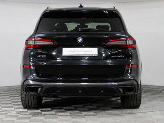 2021 BMW X5 30d IV (G05/G18), чёрный, 8197000 рублей, вид 4