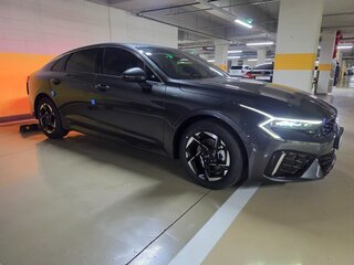 2024 Kia K5 LPi III Рестайлинг, чёрный, 3600000 рублей, вид 3