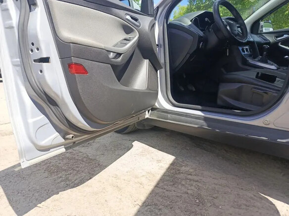 2012 Ford Focus III, серый, 770000 рублей - вид 12