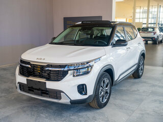 2026 Kia Seltos I Рестайлинг, белый, 3800000 рублей, вид 3