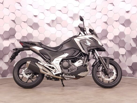 2021 Honda NC 750X, чёрный, 899000 рублей - вид 2