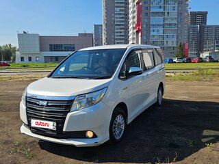 2014 Toyota Noah III (R80), белый, 1450000 рублей, вид 2