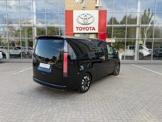 2023 Hyundai Staria I, чёрный, 4349000 рублей, вид 5