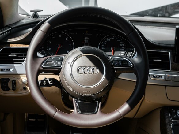 2015 Audi A8 Long III (D4) Рестайлинг, чёрный, 2680000 рублей - вид 13