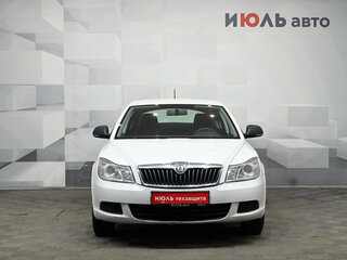 2012 Skoda Octavia II (A5) Рестайлинг, белый, 850000 рублей, вид 2