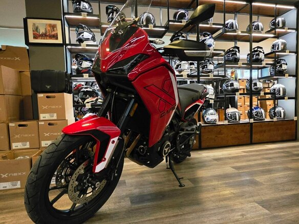 2026 Moto Morini X-CAPE, красный, 889000 рублей - вид 4
