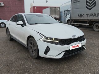 Kia K5 III