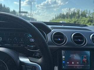 2019 Ford Mustang VI Рестайлинг, серый, 3600000 рублей, вид 5