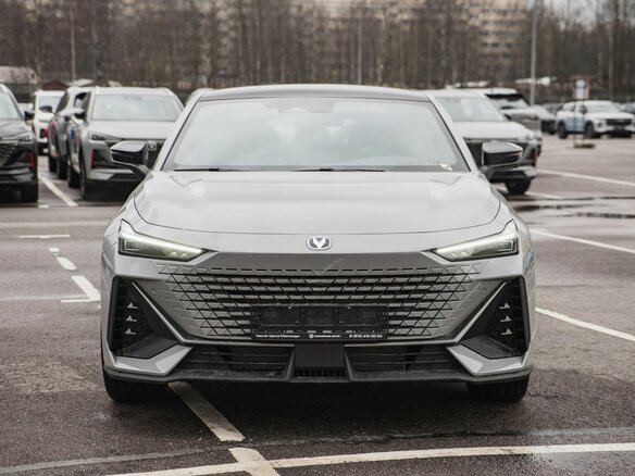 2024 Changan UNI-V I, серый, 3544101 рублей