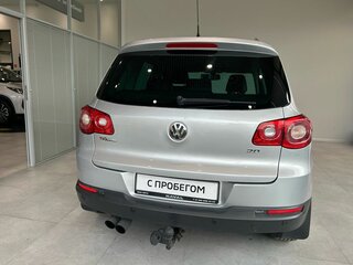 2011 Volkswagen Tiguan I, серебристый, 990000 рублей, вид 5